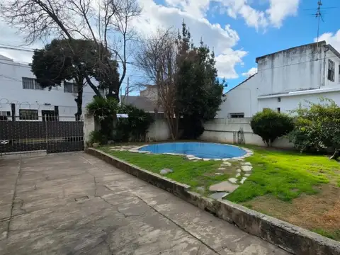 BOULOGNE CASA VENTA 5 AMB COCHERA Y JARDIN