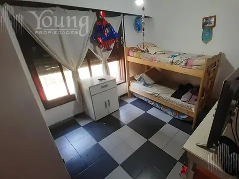Casa 3 ambientes con garaje en Venta Avellaneda