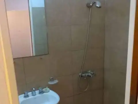 Depto Tipo Casa 2 ambientes con 1 baño