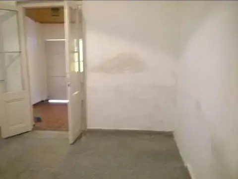 PH en venta - 1 Dormitorio 1 Baño - 30Mts2 - Lanús