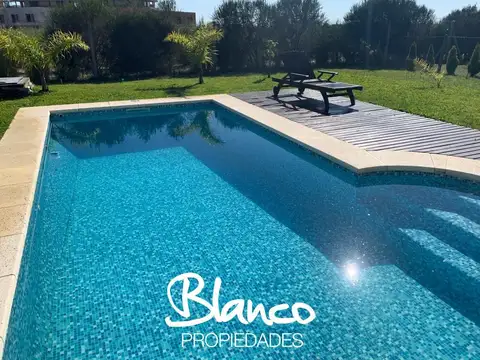 Puertos del Lago - Araucarias -