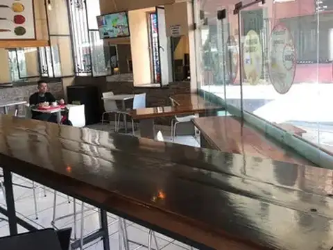 Local en Venta 60 años