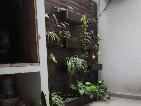 Depto Tipo Casa en Venta en Centro, USD 120.000