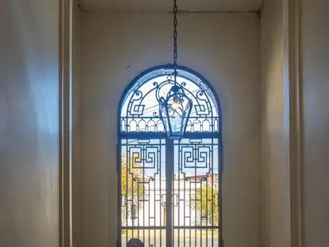 6 ambientes cochera terreno propio