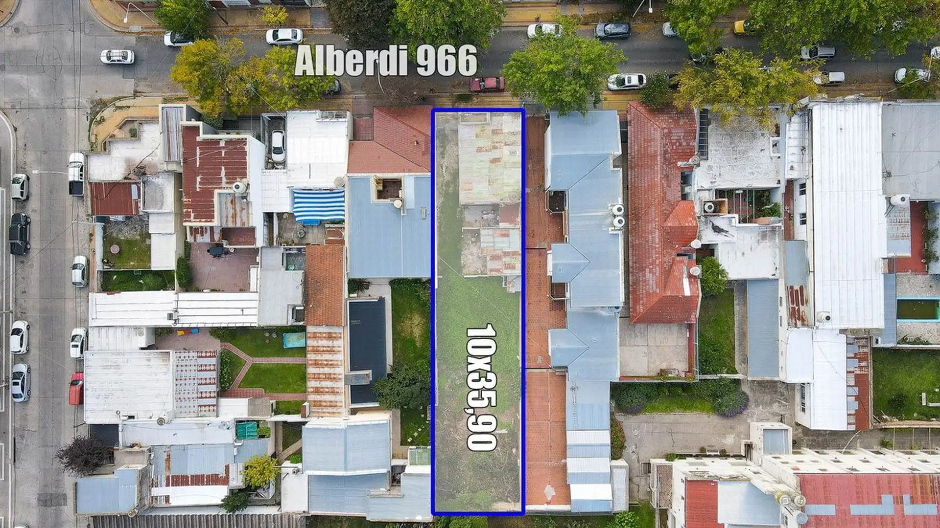 Lote en venta 359m² en Alberdi 966, ideal para desarrolladores