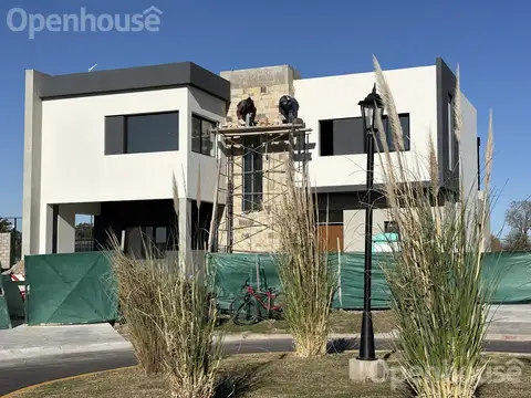 VENTA-CASA 2 PLANTAS DE POZO-PILAR DEL ESTE