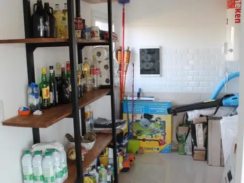 CASA EN VENTA 5 AMB. A ESTRENAR BARRIO SANTO DOMINGO