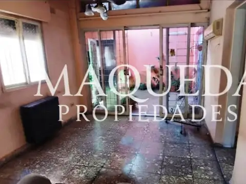 Depto Tipo Casa en Alquiler de 3 ambientes