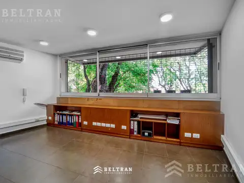 Av. Belgrano al 900. Zona Aduana. Río.