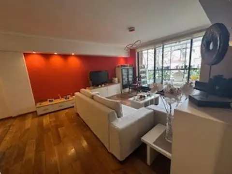 11 De Septiembre 2100, Piso 7