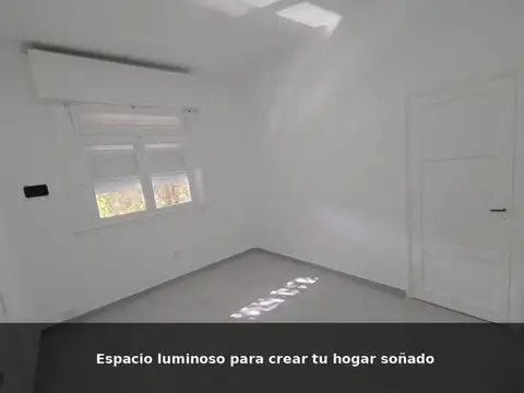 Depto Tipo Casa 2 ambientes con 1 baño