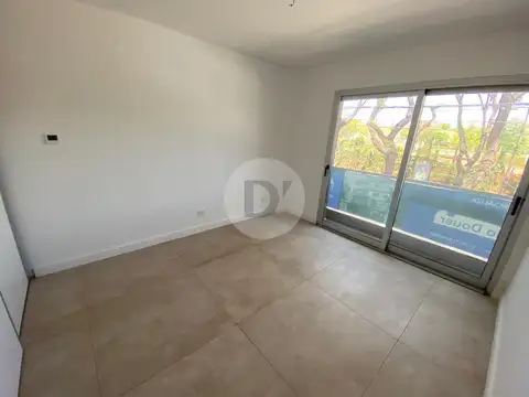 Departamento en Alquiler con 2 cocheras