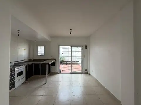 Departamento en Alquiler en Villa Saenz Peña, $ 690.000