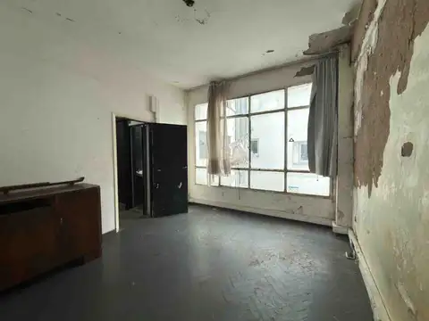 VENTA 2 AMB - TIPO OFICINA, A RECICLAR - BALVANERA