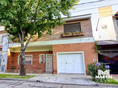 Chalet en venta apto crédito - Para dos familias, en dos plantas - Munro