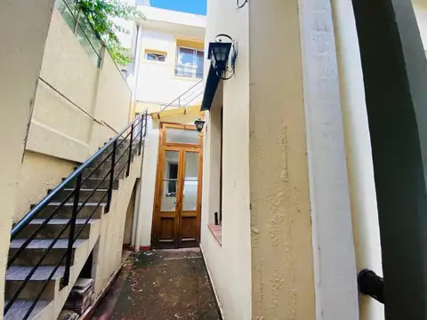 CASA A REFACCIONAR!  VENTA CABALLITO  LOTE PROPIO!