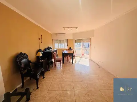 Hermoso Departamento Amueblado de 3 Ambientes  con Cochera en Morón