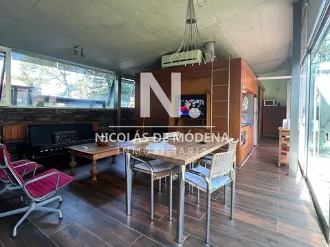 CASA EN PINARES, 2 DORMITORIOS, PISCINA , PUNTA DEL ESTE