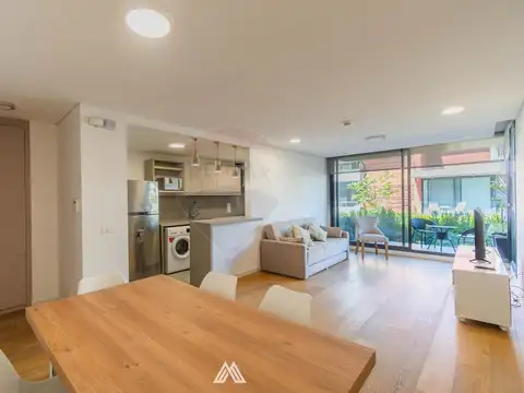 Departamento en Alquiler en Carrasco , USD 1.800