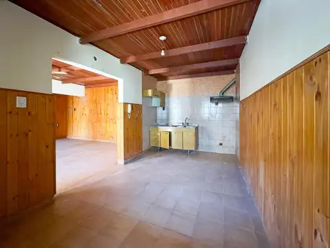 Casa 3 ambientes con 1 baño