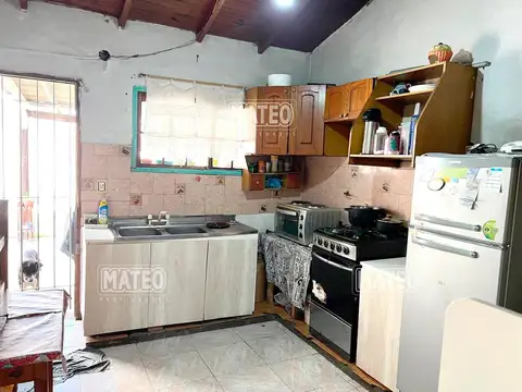 Casa en Venta con 2 cocheras