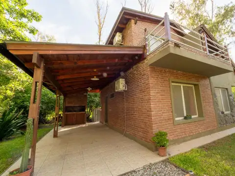 Casa 5 ambientes con 1 baño