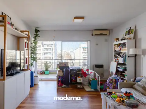 Venta departamento en Villa Crespo con balcón aterrazado - Piso alto al contrafrente