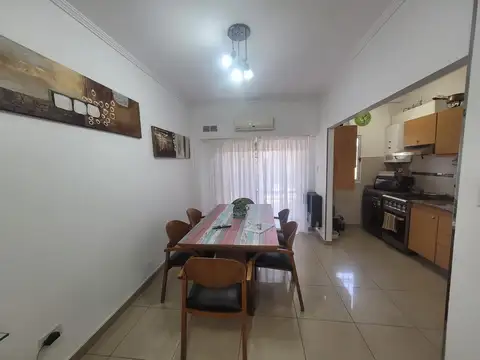Departamento 3 ambientes con 2 baños