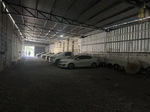 Mendoza al 700