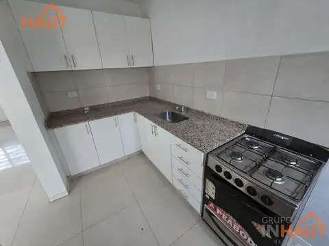 Depto Tipo Casa en Alquiler en Cipolletti, $ 2.300.000