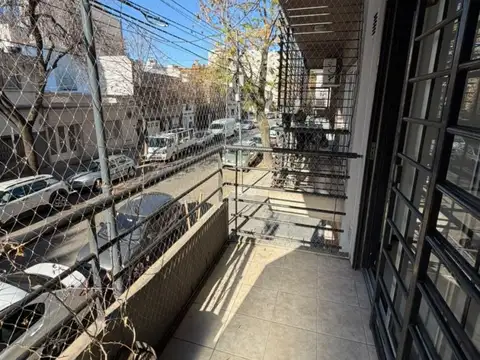 Departamento en Alquiler en Villa Pueyrredon, $ 550.000