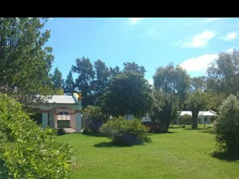 Casa 10 ambientes con 6 baños
