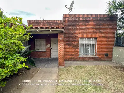 Casa en Venta con 1 cochera