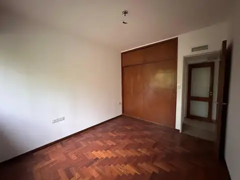 DEPARTAMENTO DOS DOMITORIOS  EN VENTA LA PLATA