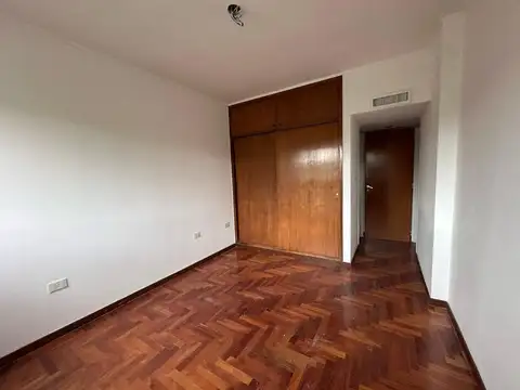 Departamento en Venta de 4 dormitorios