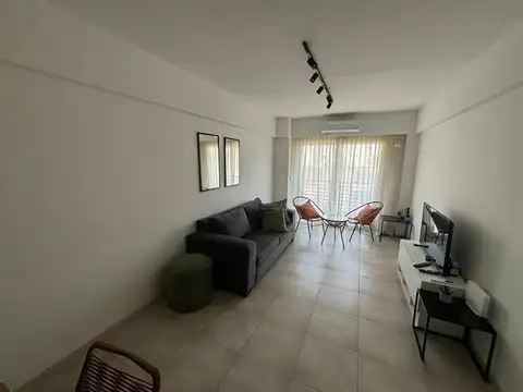 Departamento en alquiler temporario- 4 ambientes-  Almagro