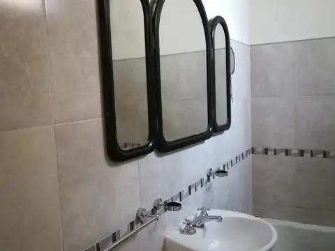 VENTA. Casa PA de 2 dormitorios con terraza exclusiva.