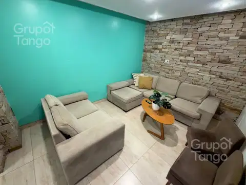 Depto Tipo Casa en Venta 70 años