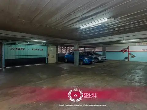 UNICA · Cochera en PLANTA BAJA · Fija, cubierta e individual · ubicada en Maza y Avenida San Juan!