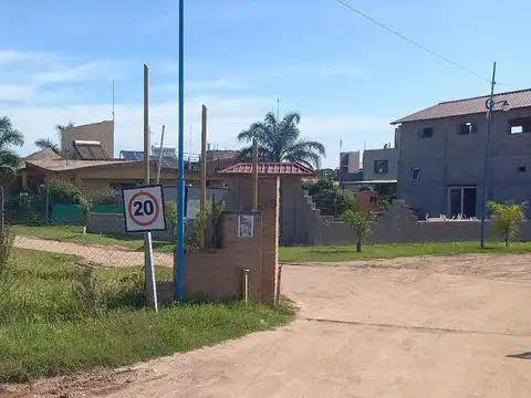 VENTA LOTE VILLA ESQUIU 360M2