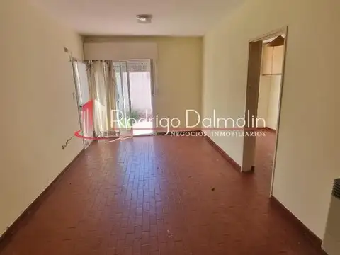 VENDO. Departamento Céntrico en planta Baja. Concordia, Er.-