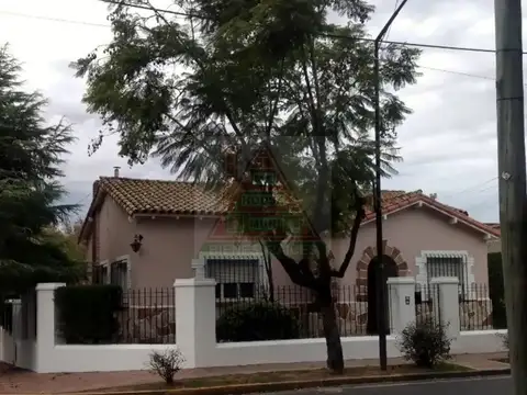 CHALET 5  AMBIENTES, VENTA EN SAN FERNANDO