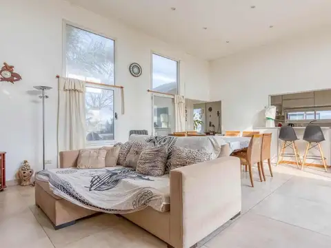 Casa en Venta en San Sebastian, USD 220.000