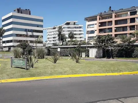 Av del mirador 225 100
