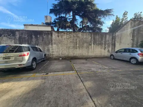 Cochera en Parque Avellaneda