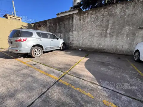 Cochera en Venta en Parque Avellaneda, CABA