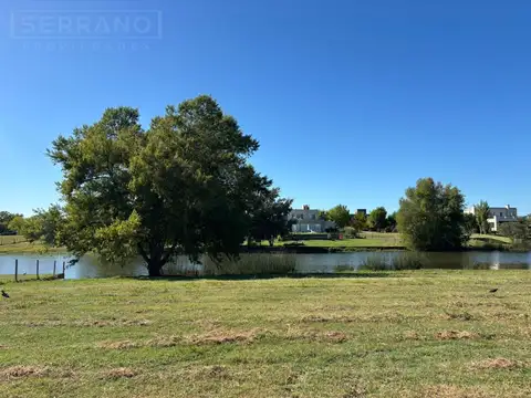Venta lote al agua de 920m2 en el Cazal, Escobar
