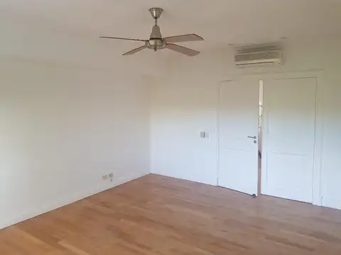 Casa en Alquiler de 5 dormitorios