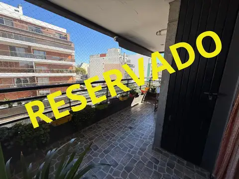En Venta 3 ambientes al frente con amplio /Balcon