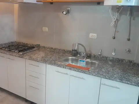 Depto Tipo Casa en Alquiler de 2 dormitorios